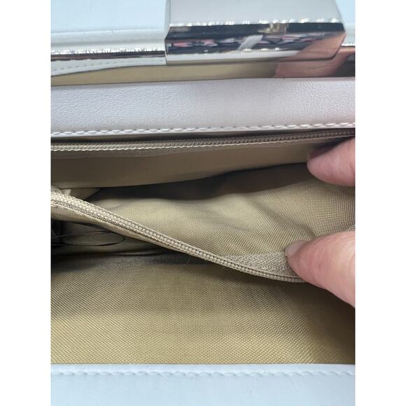 Giani Bernini White Leather Silver Chain Strap Evening Clutch Wedding Purse - Picture 8 of 11